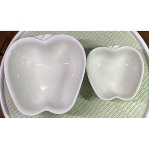 PFALTZGRAFF Vintage APPLE Shaped Set of TWO‎ White bowls EUC
